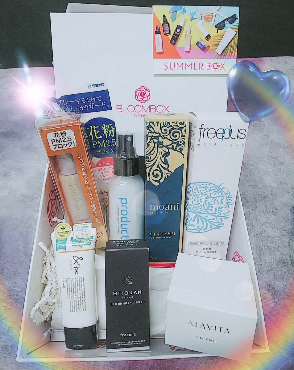 milk629's tweet photo. BLOOM BOX🍉2022 サマーボックス✨🎁✨
超豪華だった〰️😍
アラヴィータのクリーム、ザ・プロダクトミルクミスト、&be 、モアニ・オーガニクス、エクセルーラ、フリープラス、フラコラ美容液❣️🎵
全部現品だからたっぷり試せる✨夏の疲れたお肌癒してくれそう😆
#SUMMERBOX https://t.co/u9lFySh2Pu