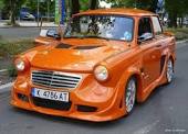 Kamiok6's tweet photo. Věděli jste, že před rokem 1989 byly v Praze jen dva trabant servisy? V Počernicích a Satalicích? Já ne. #marekeben https://t.co/AHwjWYchDK