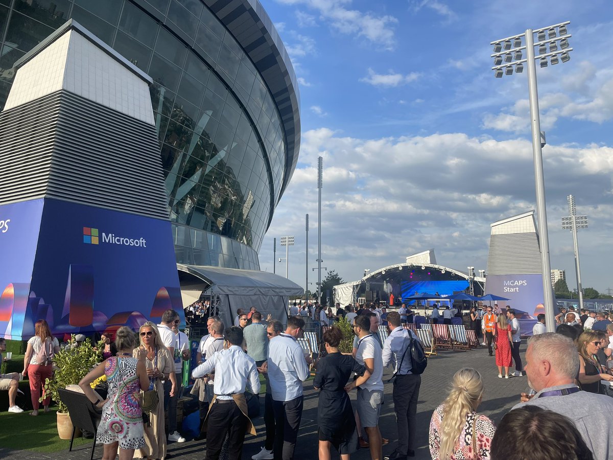 justimorris's tweet photo. Epic FY23 #MCAPSStart UK kick-off event!
Excited and inspired to help customers do more with #MicrosoftTeams π https://t.co/wrdOIn1CTX