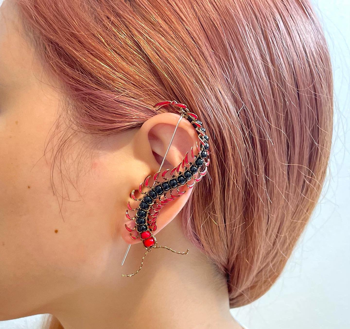 蟲彩ピアス