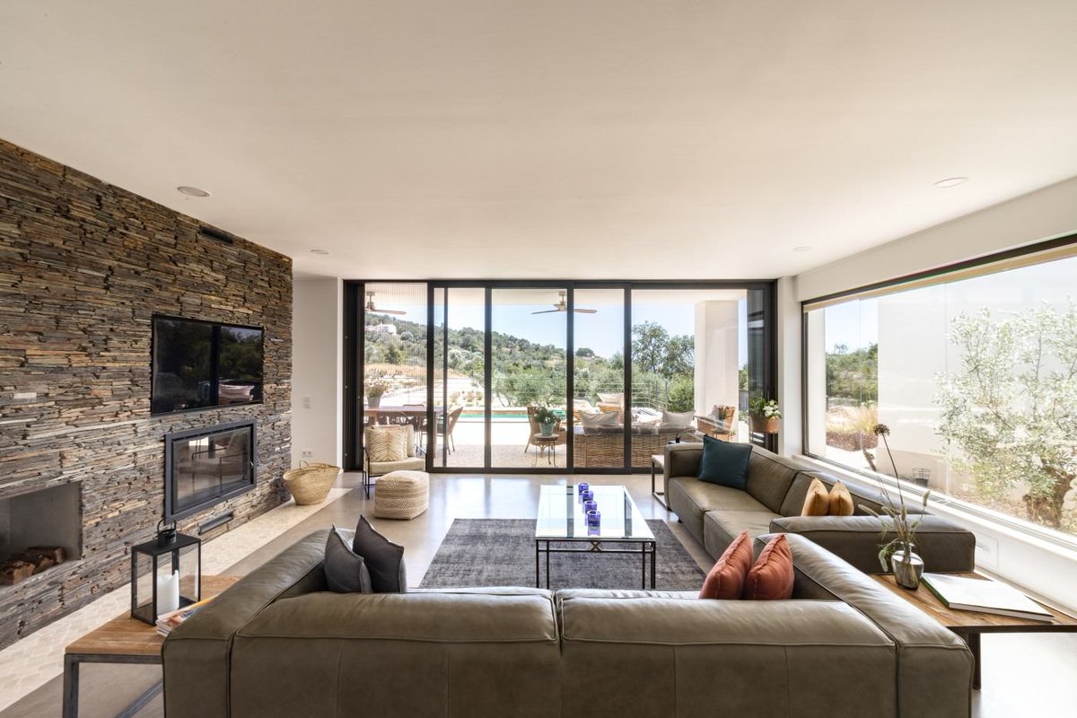 HomeAdore's tweet image. Casa WH by Core Architects

homeadore.com/2022/07/09/cas… 

#home #interiordesign #homedecor #architecture