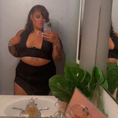 #NewProfilePic https://t.co/3MLiiywJAS<a href="/tag/newprofilepic"class="tags">#NewProfilePic</a>