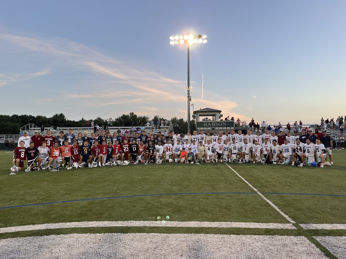 BCHighlacrosse's tweet photo. What a great time last night at the @bostonlaxnet All-American Game! @BCHigh was well represented! @FriendsofBCHLax @BCHChirpNation @BChighathletics 

Coach Craigwell
James Carroll ‘23 @JimboCarroll6 
Tim Rogers ‘22 @TimRogers29 
Patrick Maroney ‘23 @PATRICKMARONE10 https://t.co/u1ofR8IJ3s