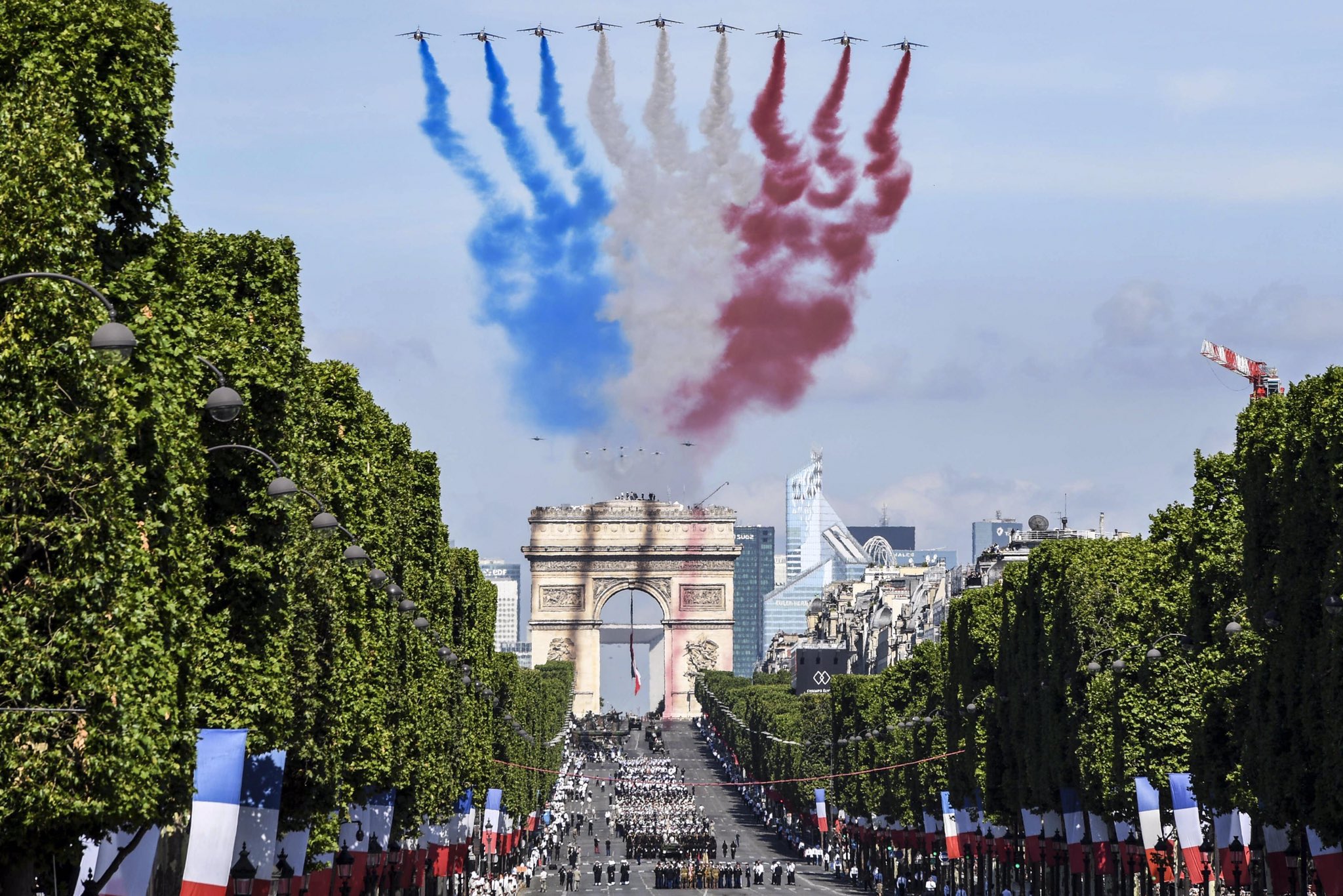 Праздник взятия Бастилии во Франции