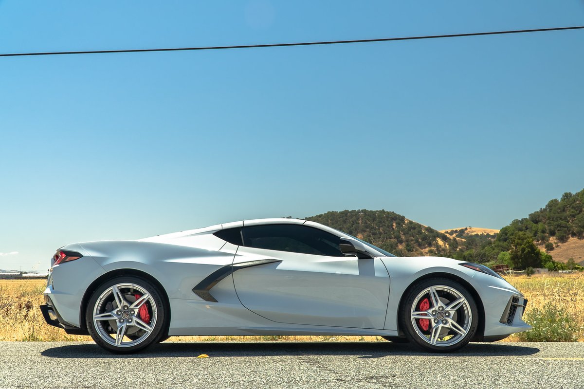 TeamChevyDGDG's tweet photo. Stingray 🔥 https://t.co/P9nEWYjT7W
