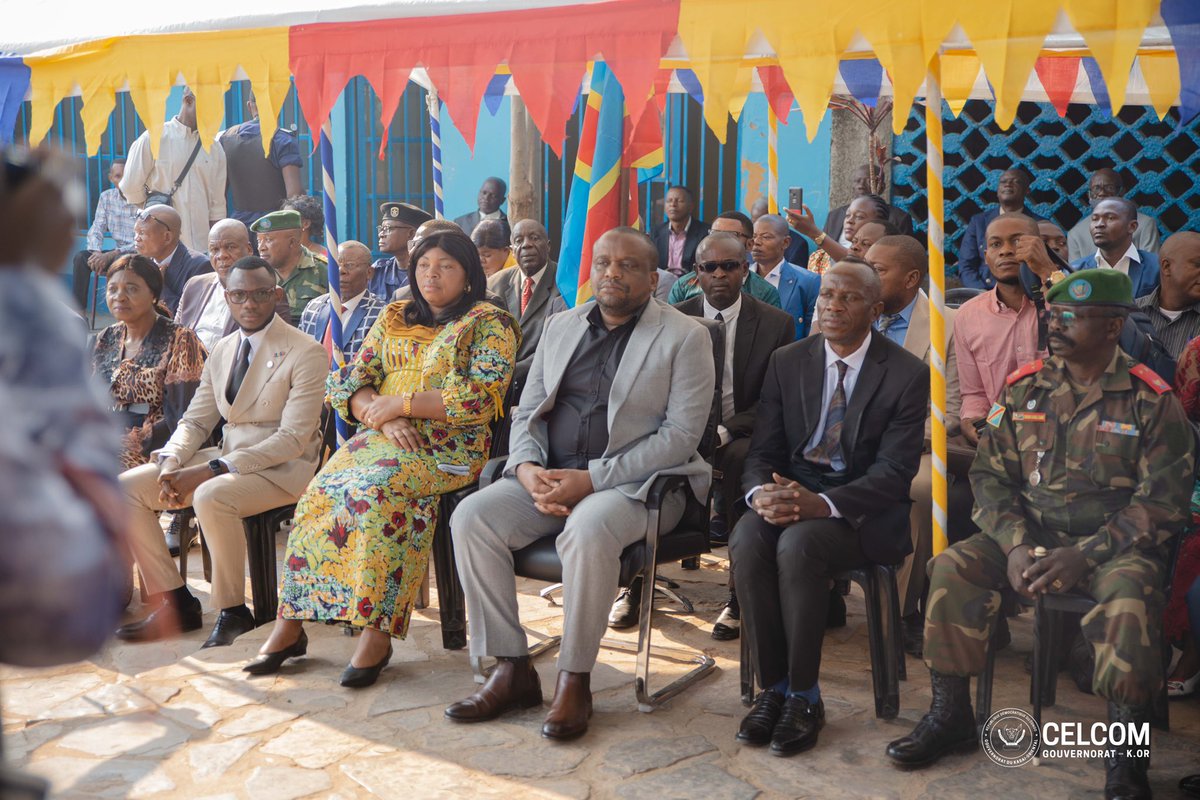 GouvernoratKOR's tweet photo. #KasaiOriental #TENASOP
Vu l’importance qu’accorde le Gouverneur dans le secteur éducatif, pilier indispensable pour l’éclosion qualitative de la province du #KOR. Le Gouv. @MathiasKabeya a lancé ce jour, le Test National de Sélection et Orientation Scolaire et Professionnelle. https://t.co/fFbp5S7EM9