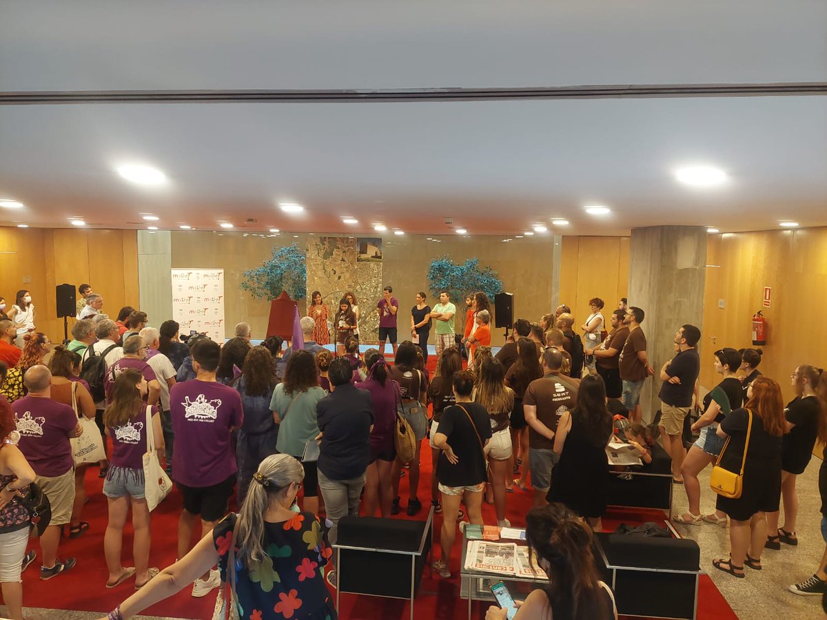 torrats's tweet photo. Presentació del programa de Festa Major 2022 #festamajortorrada #fm2022 #fmtorrada #torrats https://t.co/8GLAPBP3ap