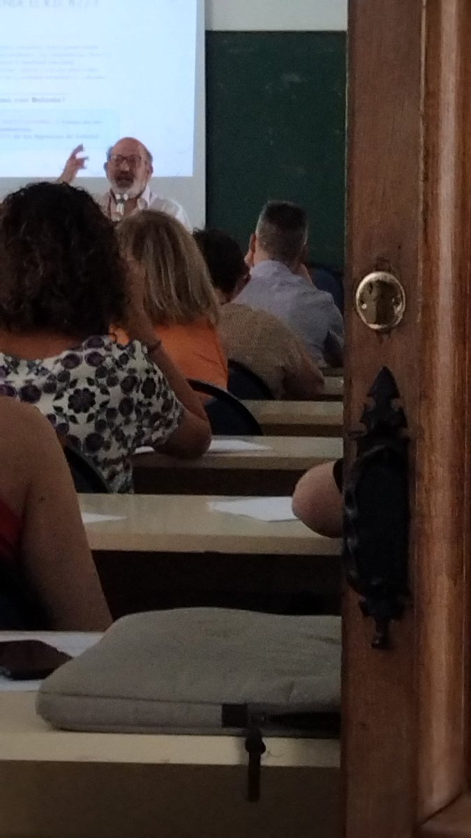 Miguel A. Zabalza. Qué aporta el nuevo RD a la formación de los estudiantes? <a href="/Red_REDU/">RED-U</a>