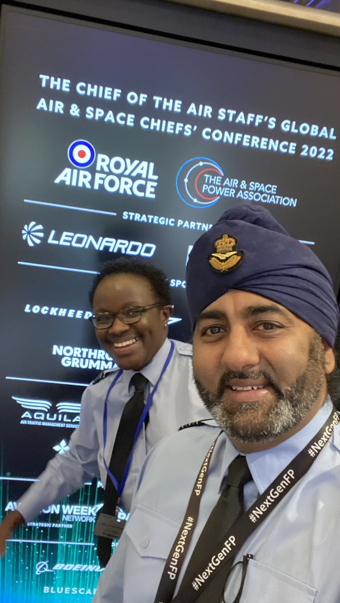 What an incredible couple of days with so many world Air Force Chiefs all coming together to discuss the issues that face us all in the air and space environments - Also a chance to catch up with old friends from Uni and the @RoyalAirForce too.#GlobalAirSpaceChiefs @airpowerassn