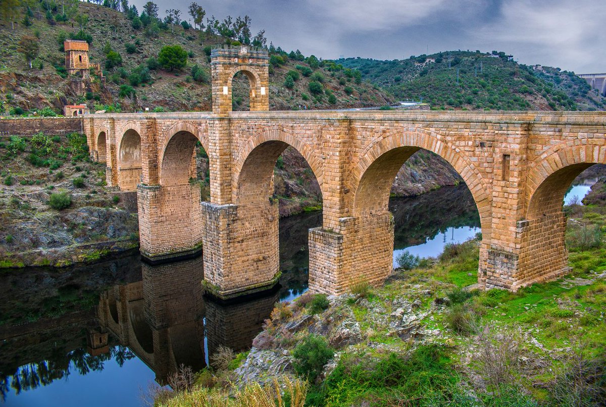 Puente romano de Alcántar (Cáceres)