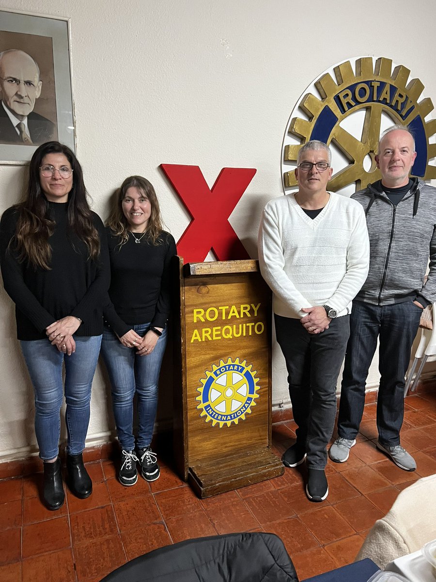 tedxarequito's tweet photo. Invitación Especial de Rotary Arequito a integrantes del Equipo Organizador del evento realizado el 18 de Junio. Muchísimas gracias por el reconocimiento y las felicitaciones a todos los que hicimos posible #TEDxArequito.  #TED  #Rotary #Arequito https://t.co/NdcBhwaNDP