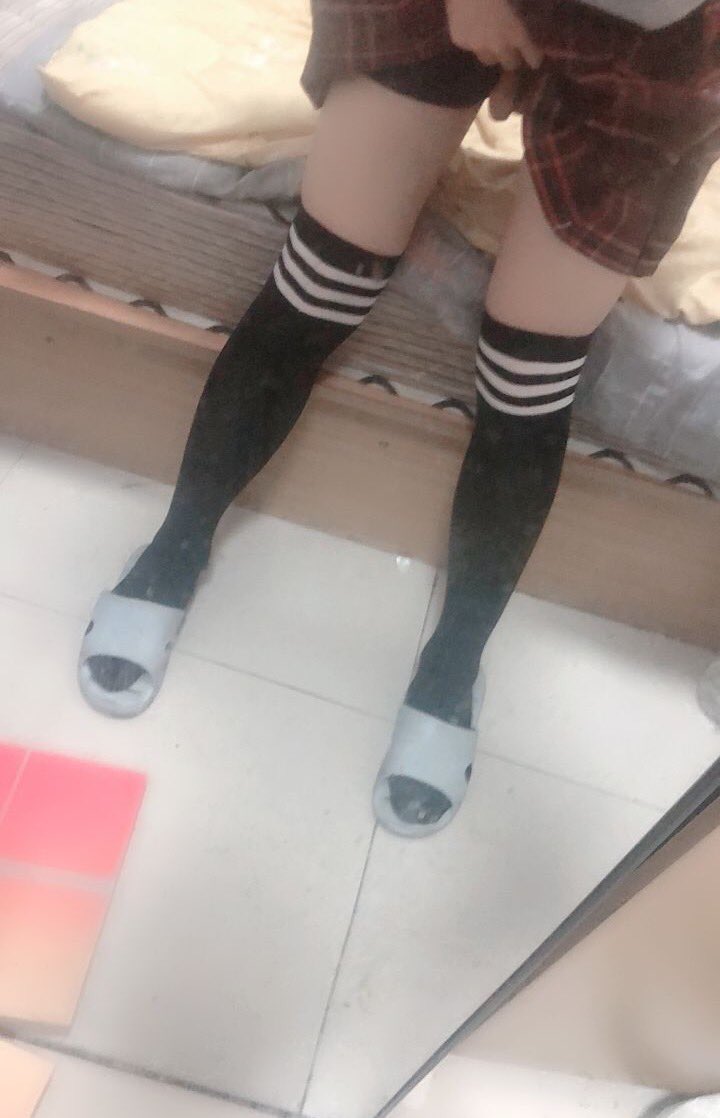 luo89653's tweet photo. 突然好想变猫娘…. https://t.co/AOgUI3VoYe