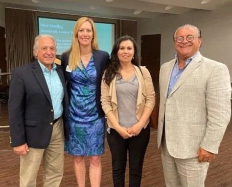 AdvantageOak's tweet photo. Highlights from this weeks #OaklandCounty #EconomicDevelopment Partner Meeting where @IngridTighe, Director of @AdvantageOak, and partners shared initiatives happening in our region such as our #mobility &amp; #electricvehicle (EV) strategy. 

More: https://t.co/JGUm809Clq https://t.co/S4w2avIRHw