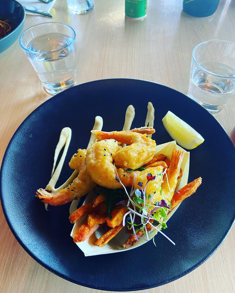 Alexandra Thompson tweet media