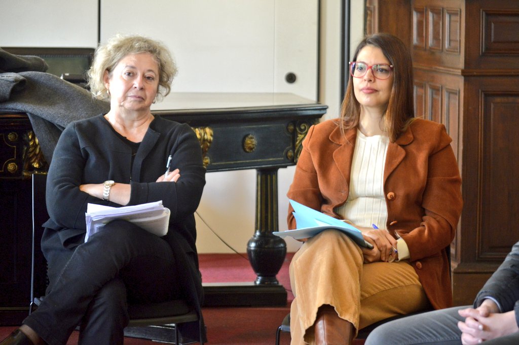 Lista106's tweet photo. Nuestra edila @PatriciaSoria_ está participando de la presentación del nuevo plan del #ProgramaBID de la @montevideoIM, en la que están presentes integrantes del ejecutivo y las coordinaciones de todos los partidos con representación en la @juntamvd https://t.co/Kz8Jk7jcJi