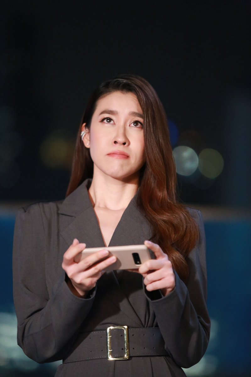 PrPrPrPr_55's tweet photo. เมื่อไรจะขอเราสักทีน้า เบรคหน้ารึป่าวน้า #บุพเพร้อยร้ายตอนจบ https://t.co/0JOWcq20Gc