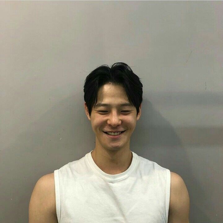 exohoesworld's tweet photo. happy 30th in heaven angel, we miss you 

#ChaInHa https://t.co/nwWBA7lBoO