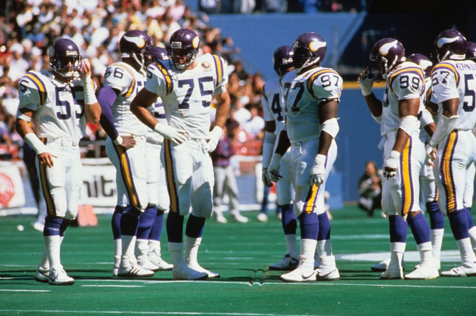 VikingNations's tweet image. It's #TBT!
The second most dominant defensive line in #Vikings history. 
It was no joke for QBs when they were facing these four. 

Chris Doleman
Keith Millard
Henry Thomas
Al Noga

#FrontFour #SKOL 
@keithjmillard75 @HenryThomasNFL