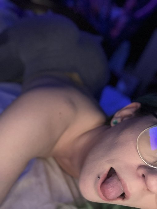 Booty for days🤤 𝘀𝘂𝗯 𝘁𝗼 𝗺𝘆 𝗳𝗮𝗻𝘀𝗹𝘆 &amp; 𝗴𝗲𝘁 𝗮 𝗳𝗿𝗲𝗲 𝗰𝘂𝘀𝘁𝗼𝗺 𝗽𝗶𝗰 https://t.co/CtRkNdYFYe