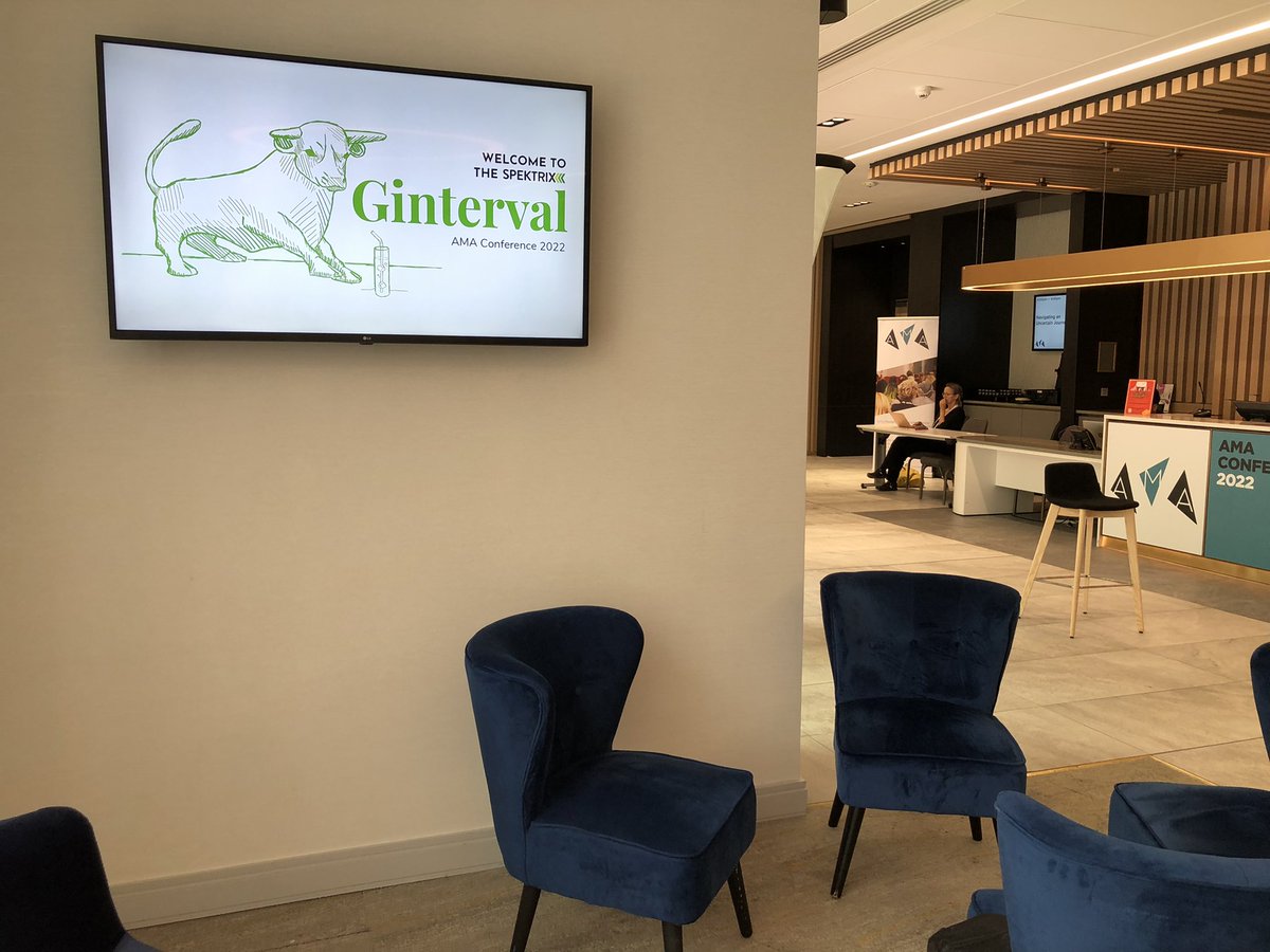 spektrix's tweet photo. The calm before the #Ginterval… join us for a drink and a chat in the foyer after the keynote @amadigital #AMAconf https://t.co/6yGhaCK8MR