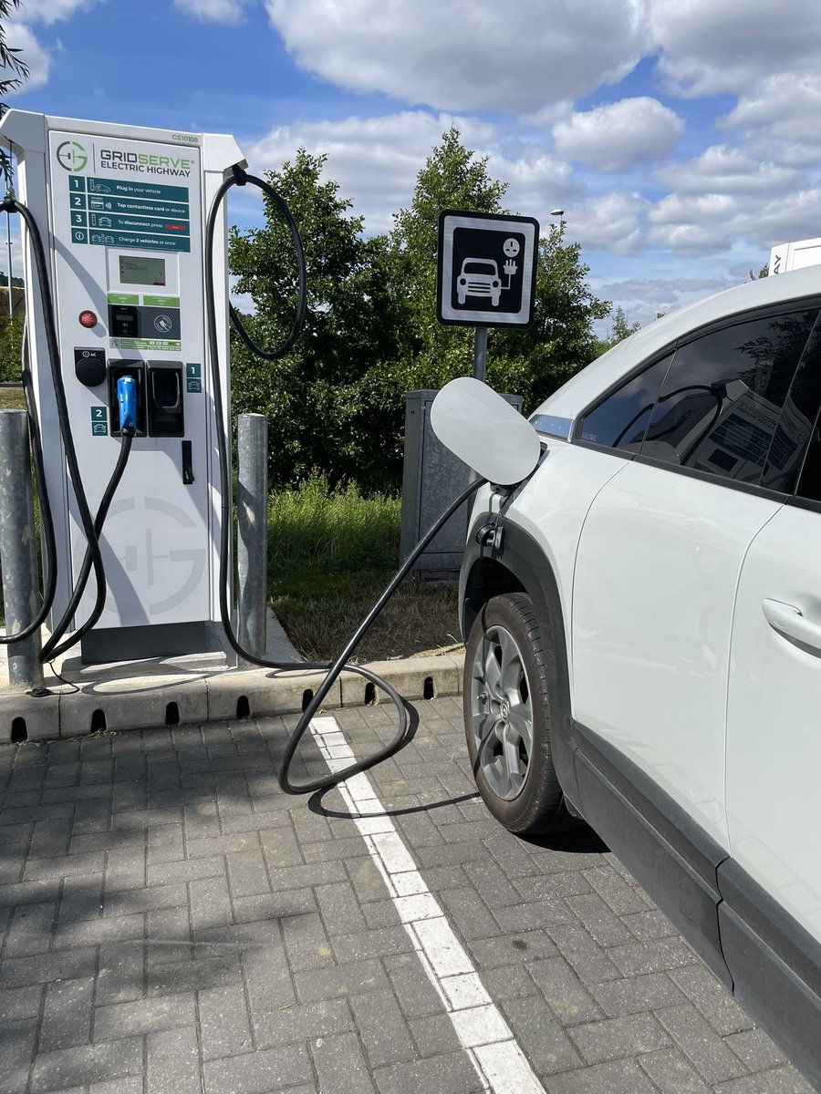 jenbean90's tweet photo. Currently stranded at Gloucester Services as my car didn’t charge properly overnight… a beautiful metaphor for the end of term. #electriccarproblems https://t.co/n3CH5oiDGl