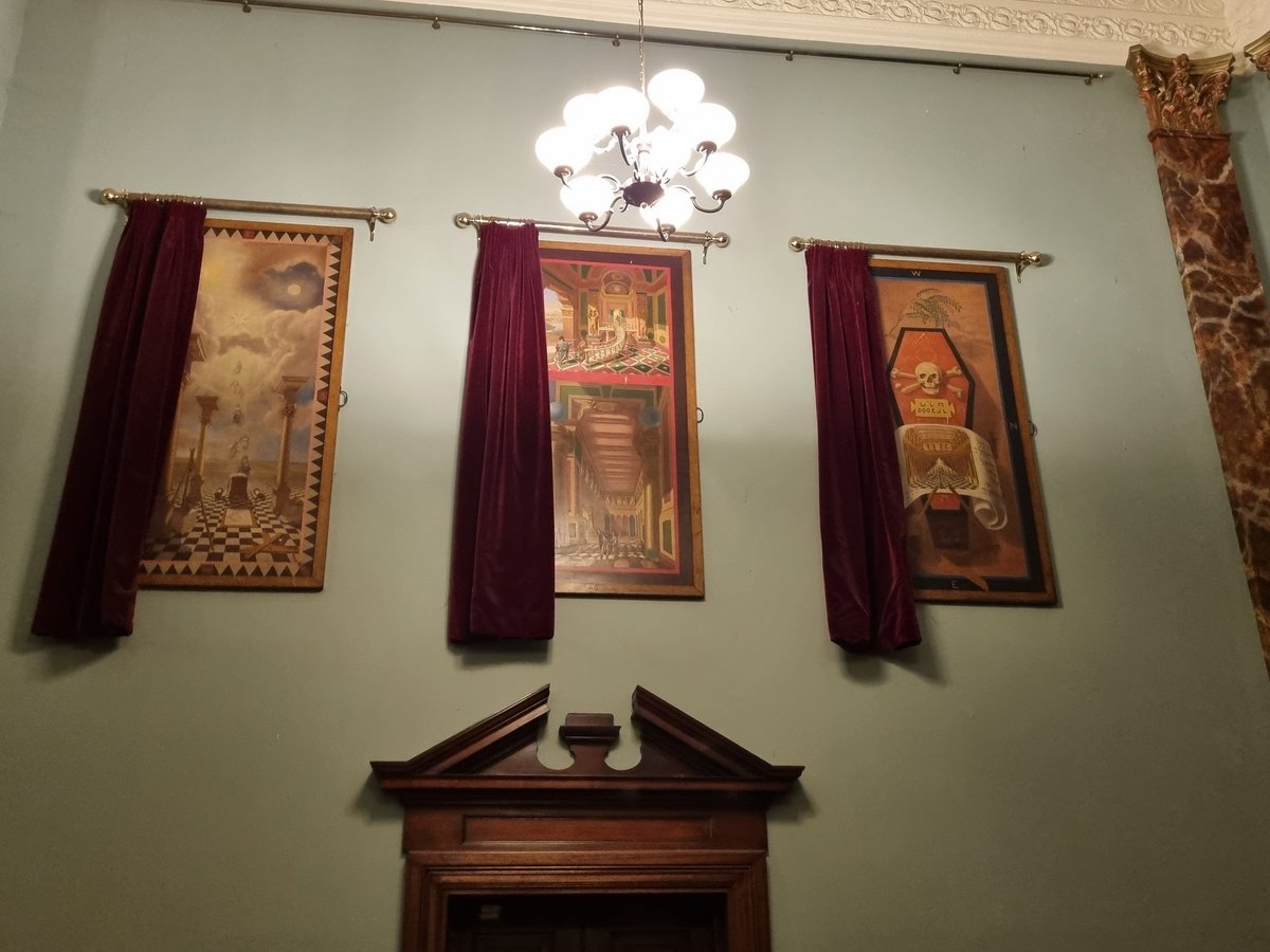 What great day out at #beamish and visiting the Masonic hall.  The temple is beautiful even if it is a replica and the tracing boards are amazing.
#proudtobamason 
#gavel
#lodgeofremembrance
#UGLE