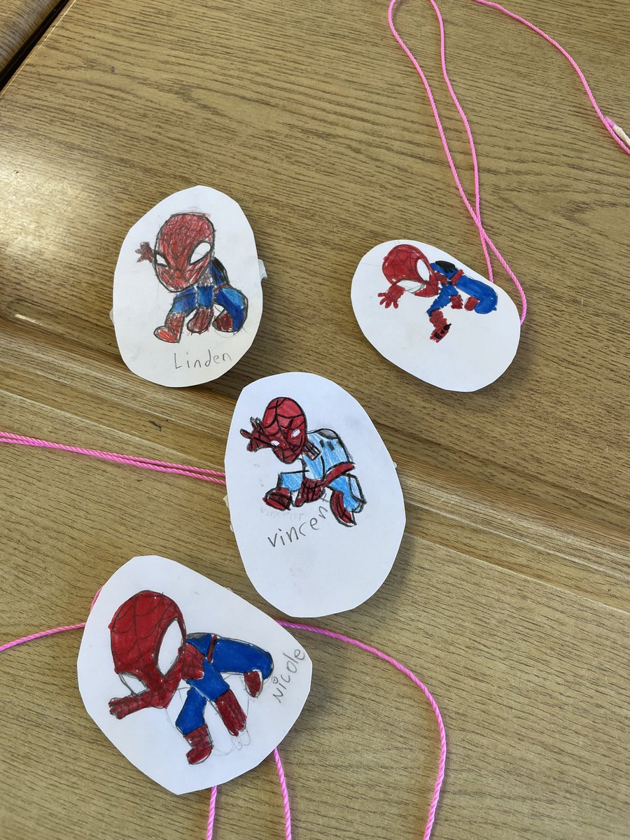 alyellen_ed's tweet photo. Continuing our superhero theme with a Climbing Spider-Man craft! We have such amazing artists here at #campmerveille Bellewood 🤩@Vanessa_Dakin28 @ClaraHowitt @gecdsbpro #GECDSBSLP2022 https://t.co/T3LE3kZcRC