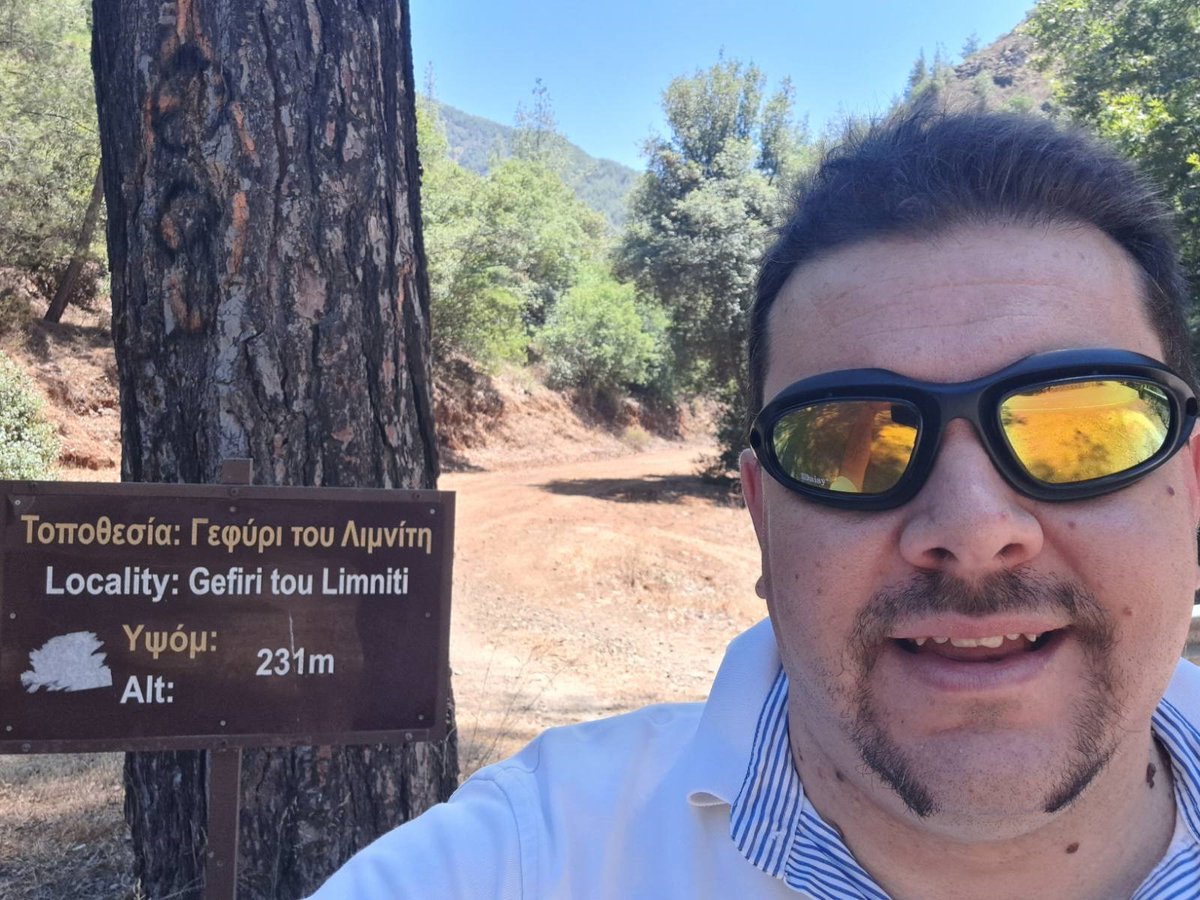 ppapazog's tweet image. Today, @CoE_CERIDES explored remote #firebreaks of western #Cyprus 🇨🇾.
#Remoteness &amp;amp; #islandness are tangible challenges for #FireManagement &amp;amp; #Wildfire #FirstResponders in this #SEMed ecosystem.
@PyroLife_ITN @FirEUrisk @respond_a @NEMAUSUS_2021 
👉tinyurl.com/yw73n3u9