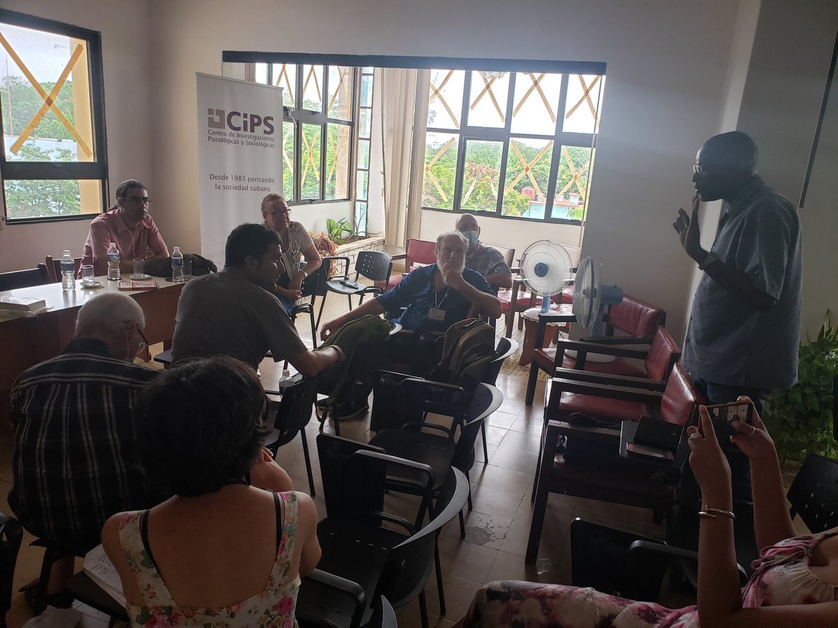 Cuba_CIPS's tweet photo. Debate del grupo de trabajo 'Religión, hegemonía y violencia' en el marco del #XEncuentro de Estudios Socio-religiosos del #DESR @Cuba_CIPS. https://t.co/dEP30z0S6k