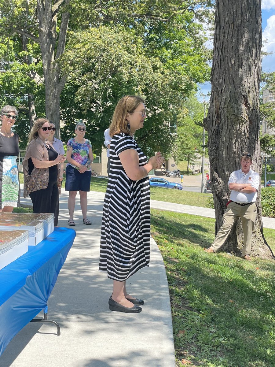 KTerna's tweet photo. @QueensUHealth #celebrating 25 #weareQHS @janephilpott @sanixto @QueensuSON @QueensSRT https://t.co/3DMKKrmifp