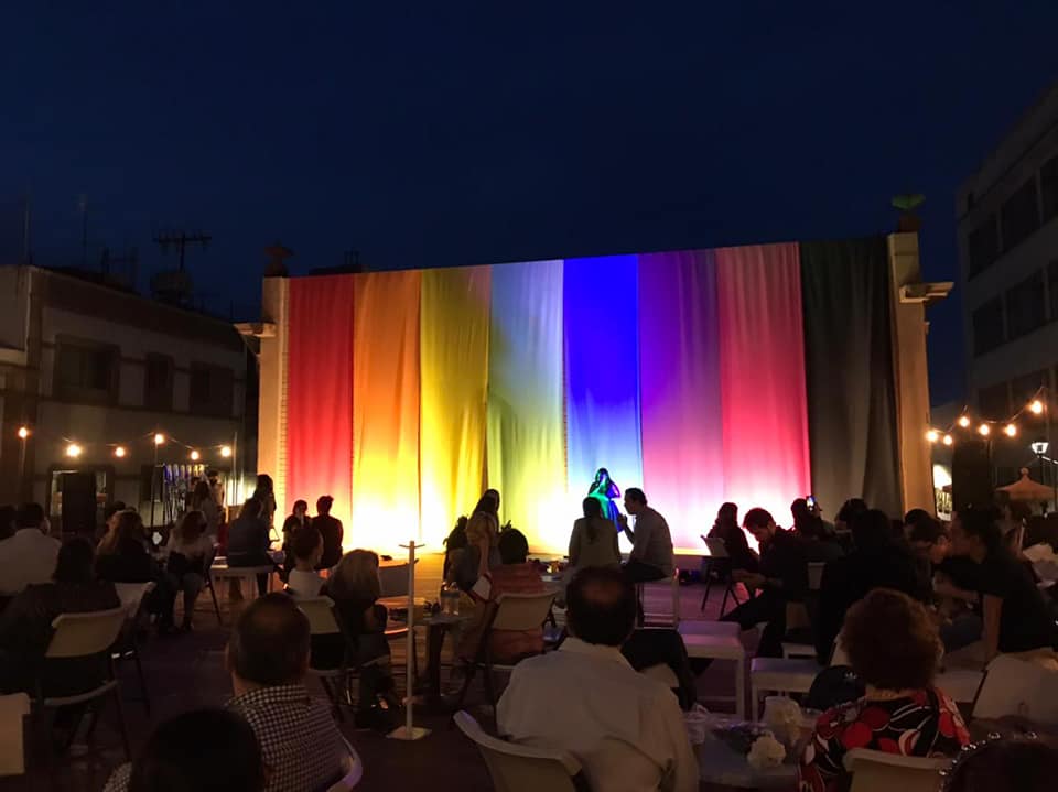 museomacslp's tweet photo. ¡MAÑANA ES LA #NocheMAC | Umbrella🏳️‍🌈!

Los boletos aún están a la venta. Estamos casi seguros que no te quieres perder el más grande evento museístico.

BOLETOS EN TAQUILLA DEL MUSEO

📌 Viernes 15 
⏰ 20 horas
🎫 $50
🔞 Solo mayores de edad

#FestivalUMBRELLA https://t.co/WPoSIsjsYE