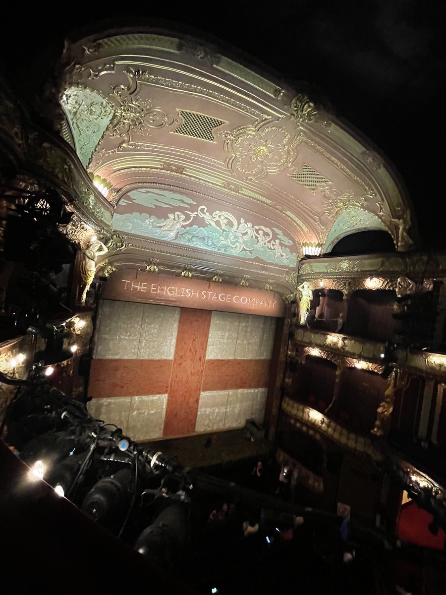 LewisTidy25's tweet photo. Since watching @JerusalemPlay words cannot describe how spectacular this production is. Without a doubt the most incredible performance I have ever seen! https://t.co/w17vFJXAA9