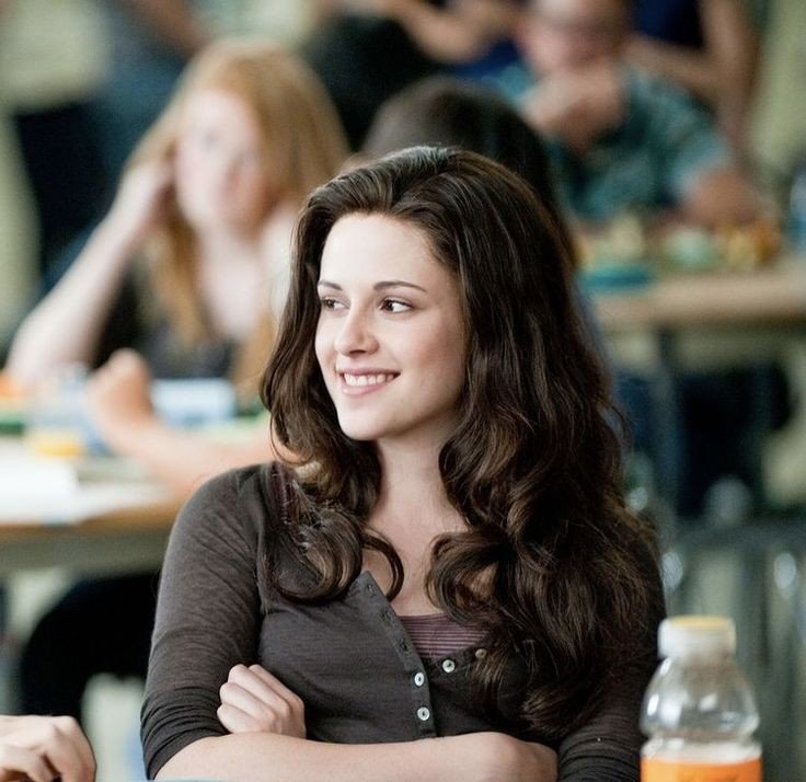 audreywhate's tweet photo. Evolução Bella Swan ao longo da Saga Crepúsculo. https://t.co/vqaUyluzwf