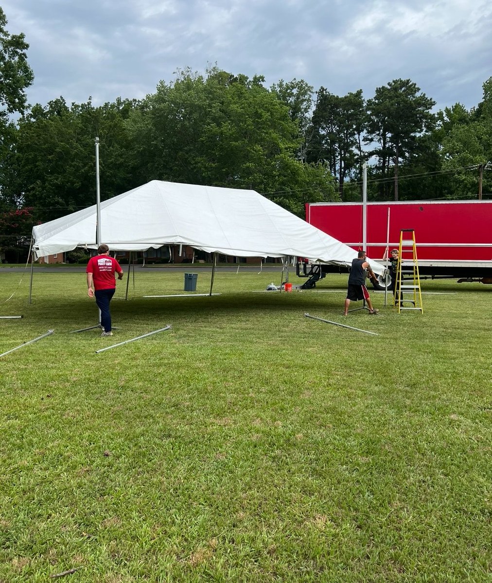 HeathrHillsPool's tweet photo. Things are coming together for the 1st Annual Heather Hills Midsummer Music Fest this weekend. The stage was set up this morning. https://t.co/MP07CfAy11