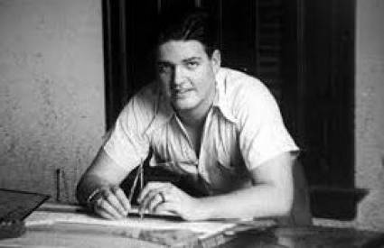 UJCdeCuba's tweet photo. A casi 90 años de su natalicio, la Ciudad Bandera, #Matanzas, le rinde homenaje a José Antonio Echeverría Bianchi, quien es y será por siempre el presidente de Honor de la @FeuCuba. #TenemosMemoria #CubaPorLaPaz #UJC #Cuba @aylinalvarezG. @Karli_SantanaR. https://t.co/X8gxkmkqzq