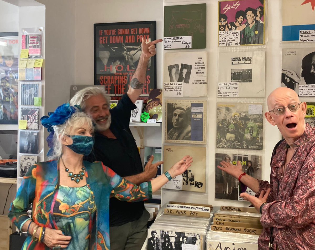 HarbingerSound's tweet image. A Lemon Kitten, A Swell Map and an idiot walk into a record shop...