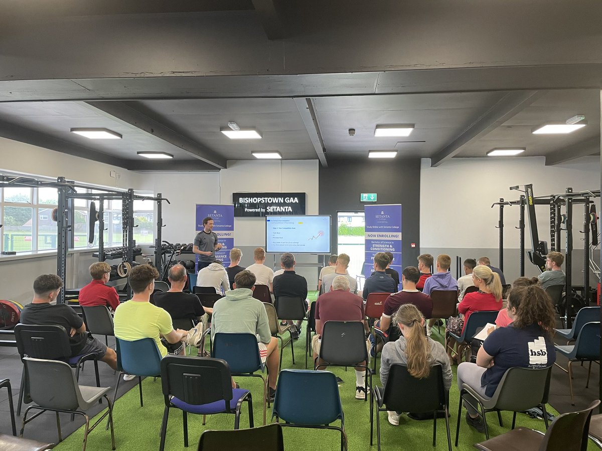ijonesstrength's tweet photo. Excellent workshops in Performance Nutrition &amp; Sports Psychology this evening @GaaBishopstown focusing on match day preparation &amp; recovery.

Thank you to @SetantaCollege experts @mchughsp &amp; @NiallHouston for providing high level holistic support to players, coaches &amp; parents. https://t.co/eHKOlDmiDP
