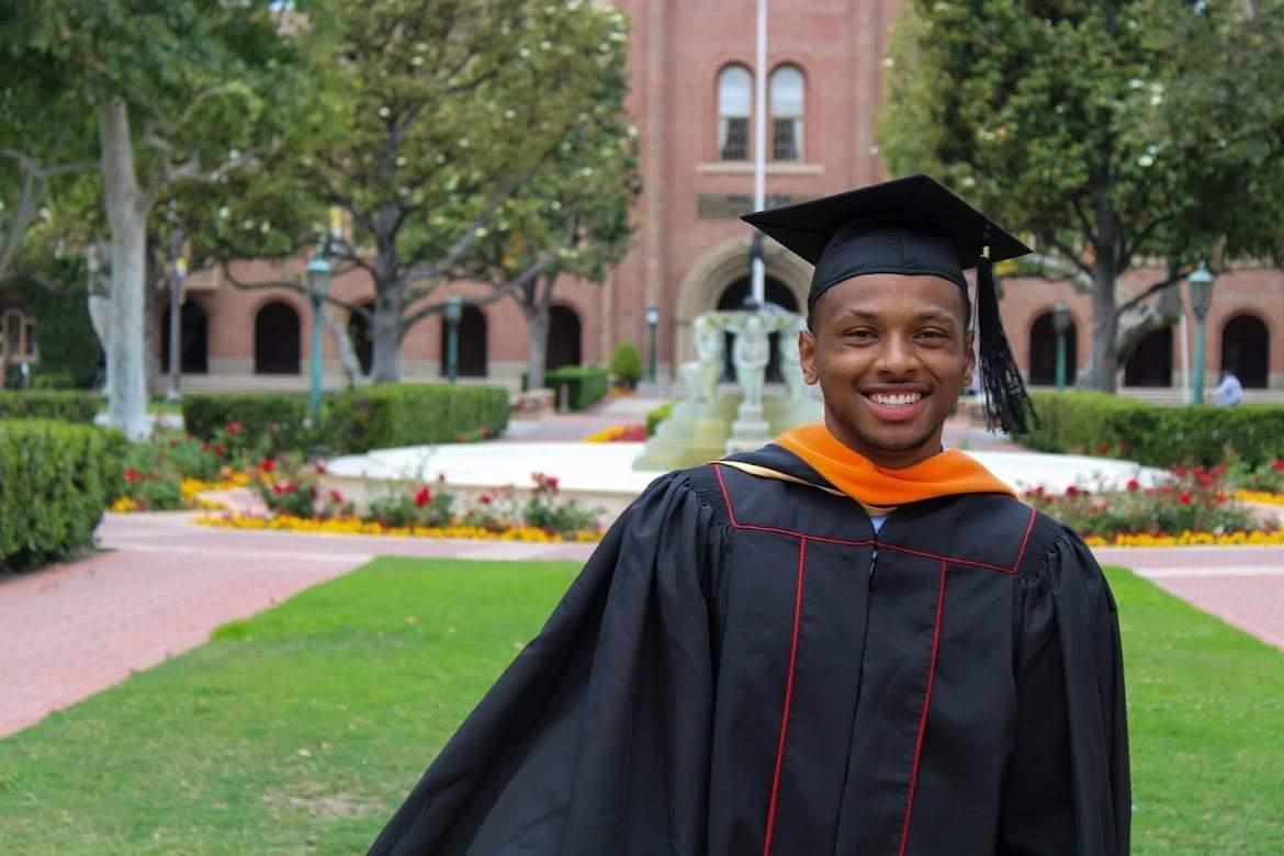 Research_EASE's tweet photo. ***Student Alumni Update***

Please help us congratulate one of our former undergrad student researchers - Christian Pierre - for recently earning his MS degree in Mechanical Engineering from USC!! He completed the online program while working at Boeing.

https://t.co/ldchNXV4HB https://t.co/kG3Ccx1FiU