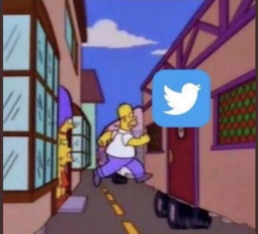 Meriev2's tweet photo. Cuando instagram falla https://t.co/yn2zjBq3Eg
