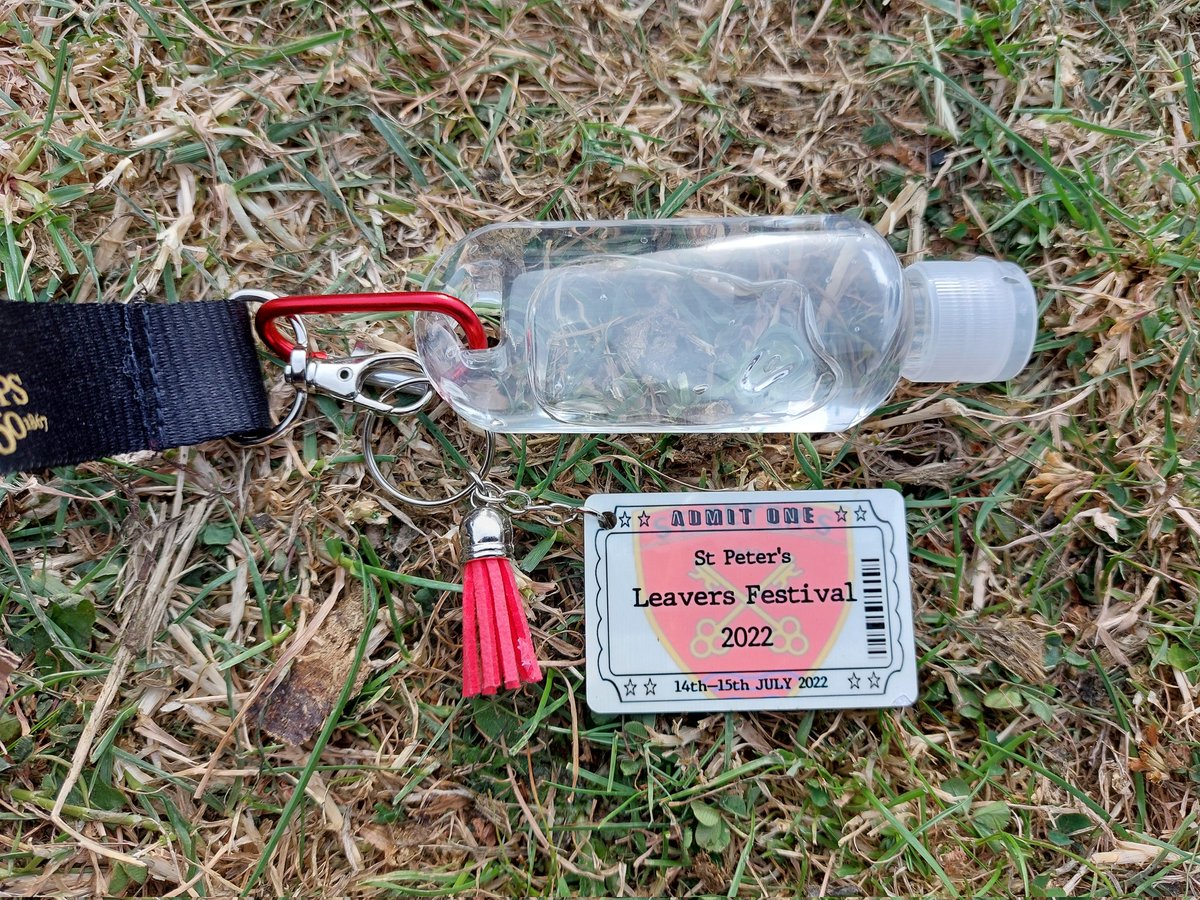 St Peter's First School tweet media