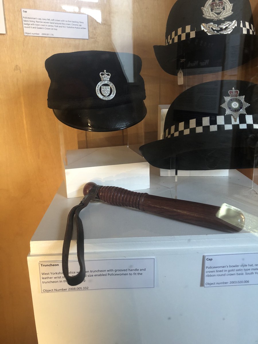 Great day <a href="/RiponMuseums/">Ripon Museums</a> :) Particularly liked the police women’s uniform from the 1980s - ‘ladies’’ truncheon made to fit in this regulation handbag! 🤦‍♀️😂