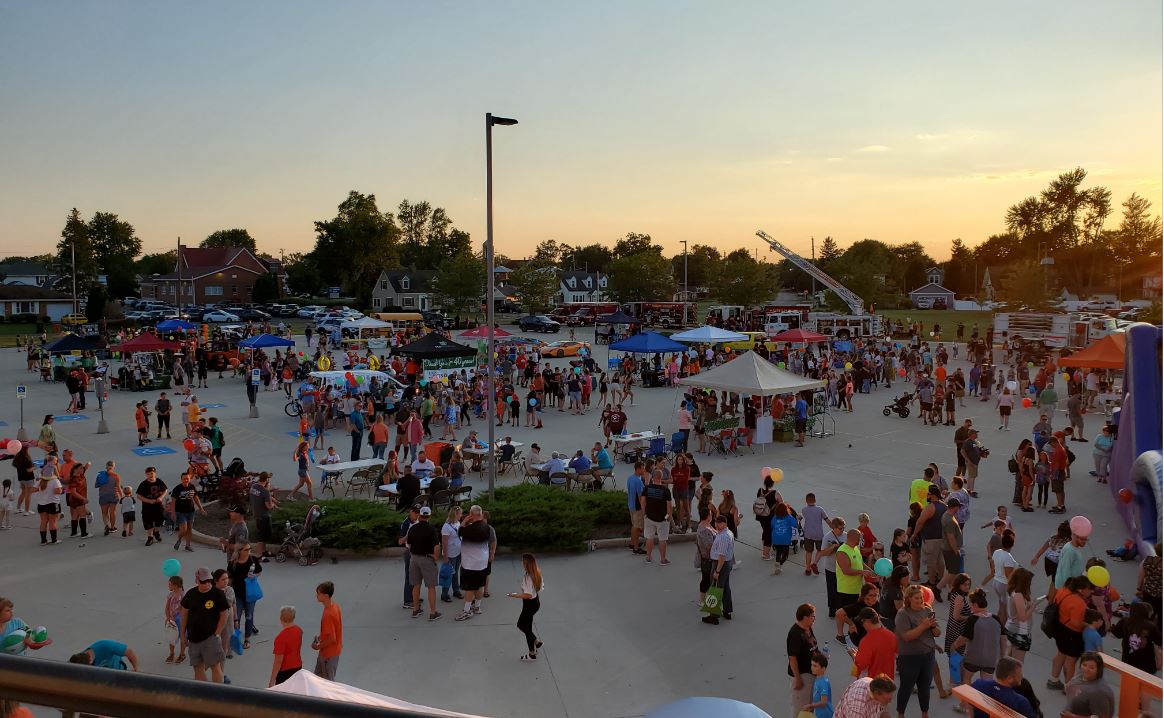 Elida's National Night Out is Tues., August 2nd 6-9 pm at the Fieldhouse Parking Lot. Family fun, activities, raffles, giveaways and more! See you there!