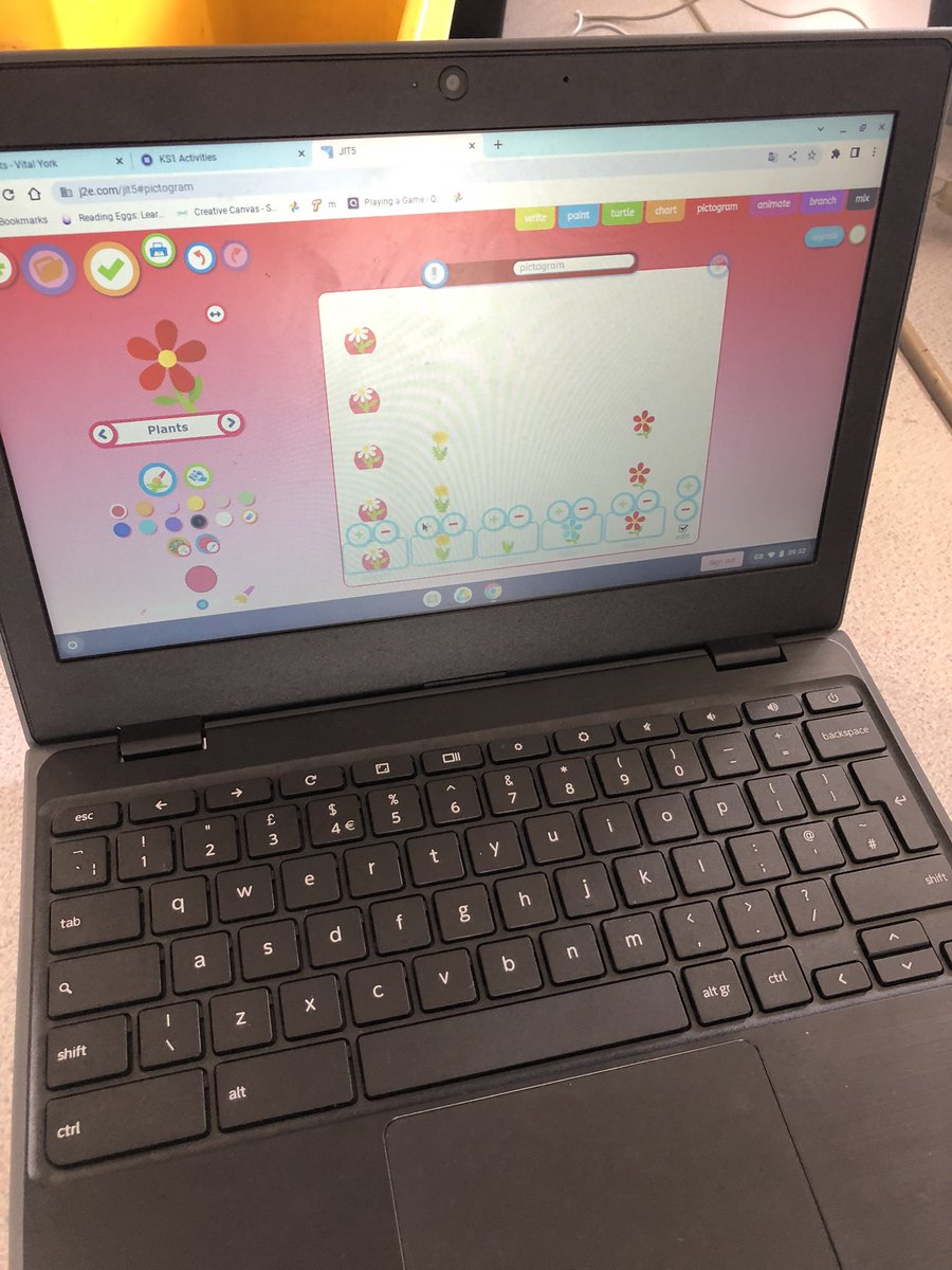 LakesideYork's tweet image. Computing and maths combined in Team Sycamore today. We combined our knowledge of pictograms to create our own using the app ‘pictograph’. We added our own data from the class to the pictograms, and then reflected our work to @Seesaw #LakeComputing #LakeMaths