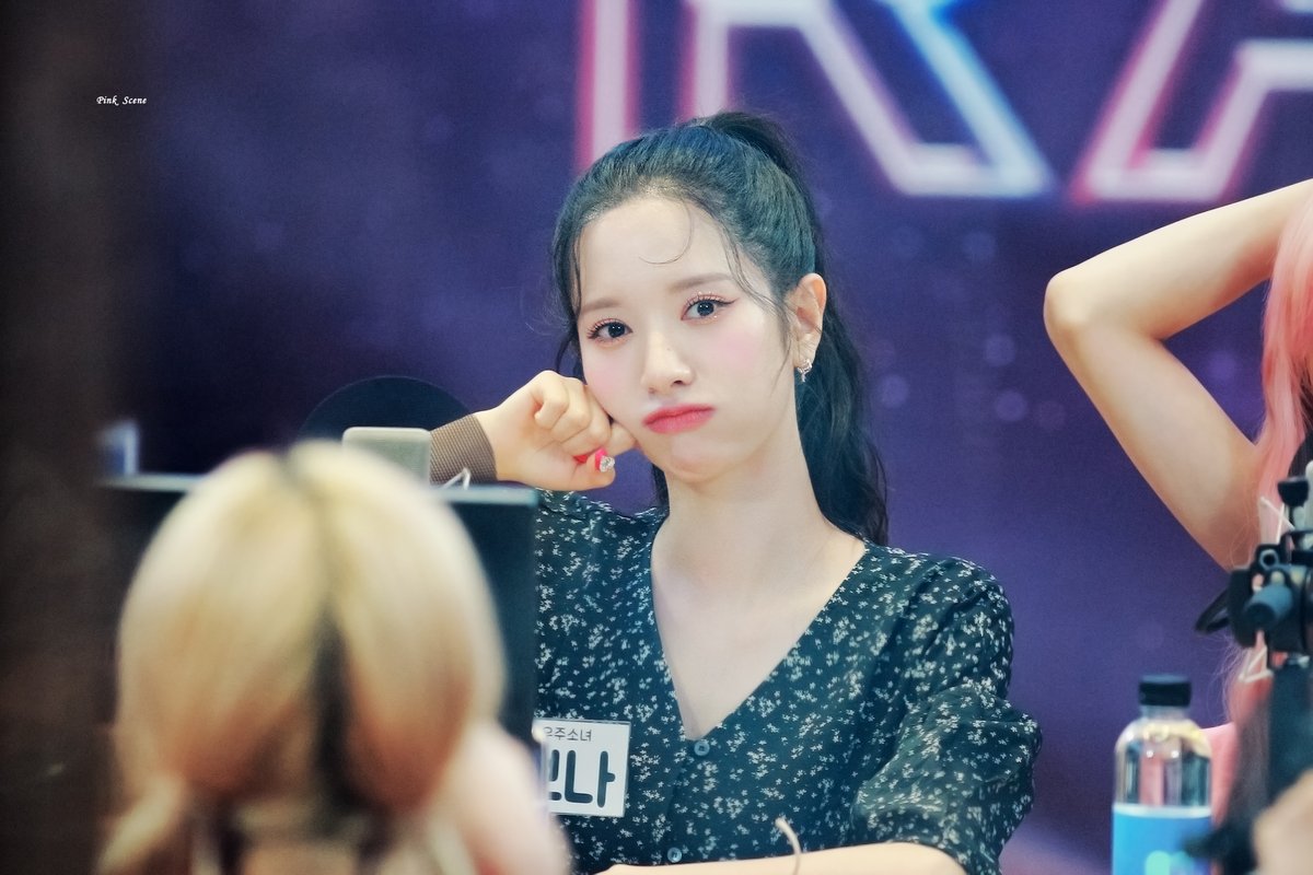 220714 아이돌라디오 🐰📻 

#우주소녀 #보나 #김지연 
#WJSN #BONA