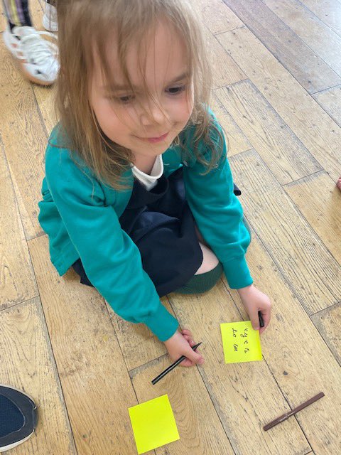 Lakeside_school's tweet photo. Pound club learnt about their bodies, had fun and did lots of exercise. #fitnessisfun #generationpound @letsgetahead https://t.co/j0Z6TlBsb0