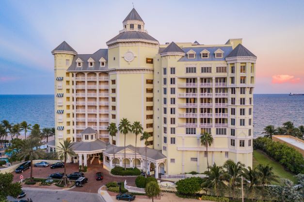 Pelican Grand is thrilled to share that with all your votes and support we have been named in the Travel + Leisure 2022 World’s Best Awards, 15 Best Resorts in Florida. We are so grateful for each experience shared together and are so thankful for our hardworking team.