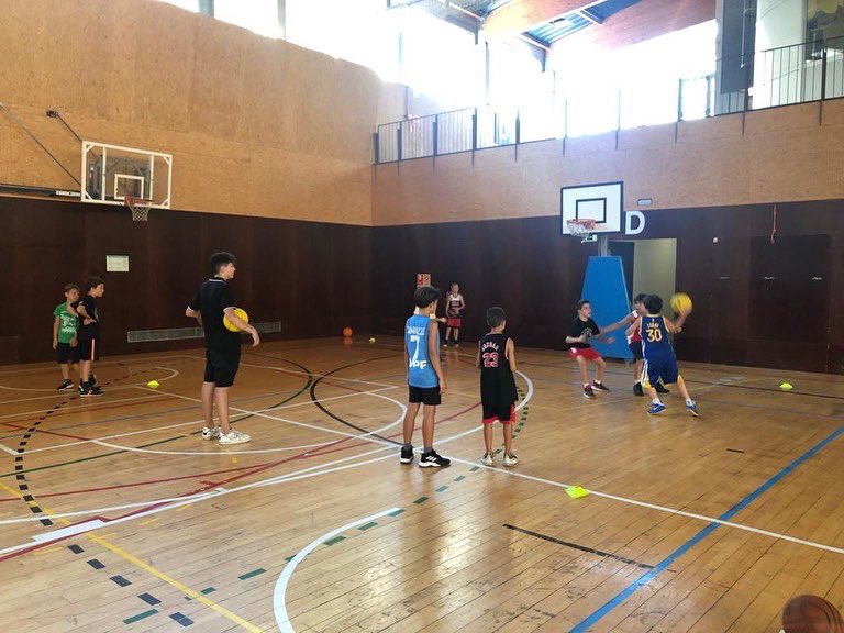 UESC_SantCugat's tweet photo. #CAMPUSUESCESTIU2022 • SETMANA 3🏀 

DIES 2 i 3: El resum en imatges!🙌🏼🤩

🔴#GoUESC #CaminemJuntsUESC ⚫️ https://t.co/1zO5VSQtOz
