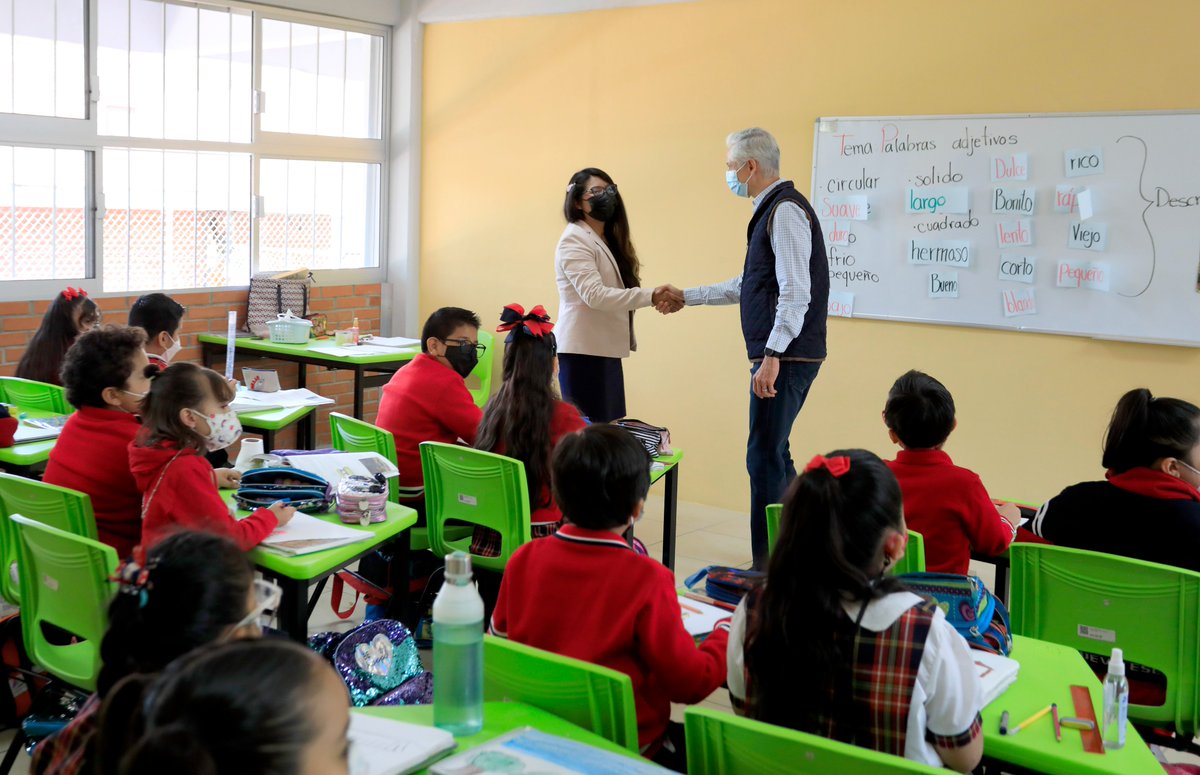 En #Nezahualcóyotl entregamos la reconstrucción de la Primaria “Nueva Escocia”.