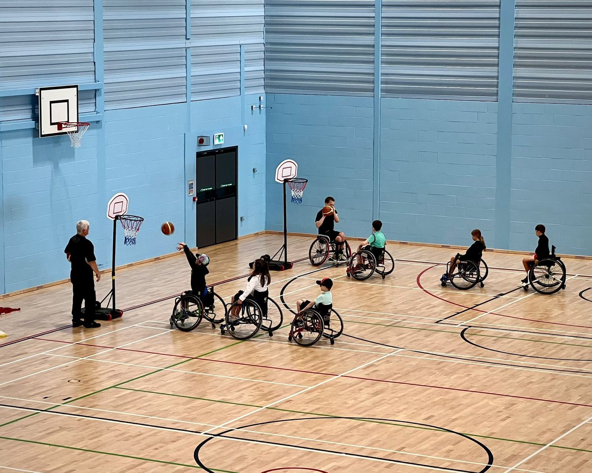 Dragons in the community 🌟|

Yesterday we had an amazing day at the <a href="/CairdParkCSH/">Caird Park Community Sports Hub</a> Multi Sports Camp delivering wheelchair basketball🏀 to around 60 children from across Dundee!

Thanks to everyone who made the day run so smoothly.👏🏻👏🏻