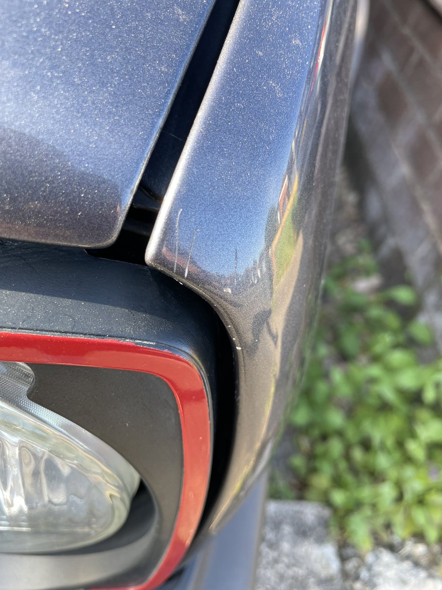 b17yvw's tweet photo. So my car gets damaged this morning because a lazy bin person couldn’t put it back in it’s place and left it in front of my car and the bin fell and hit the car spoke to @CharnwoodBC  so who said contact @SercoGroup @Serco_Inc  as they collect bins https://t.co/wVal1TN0rB